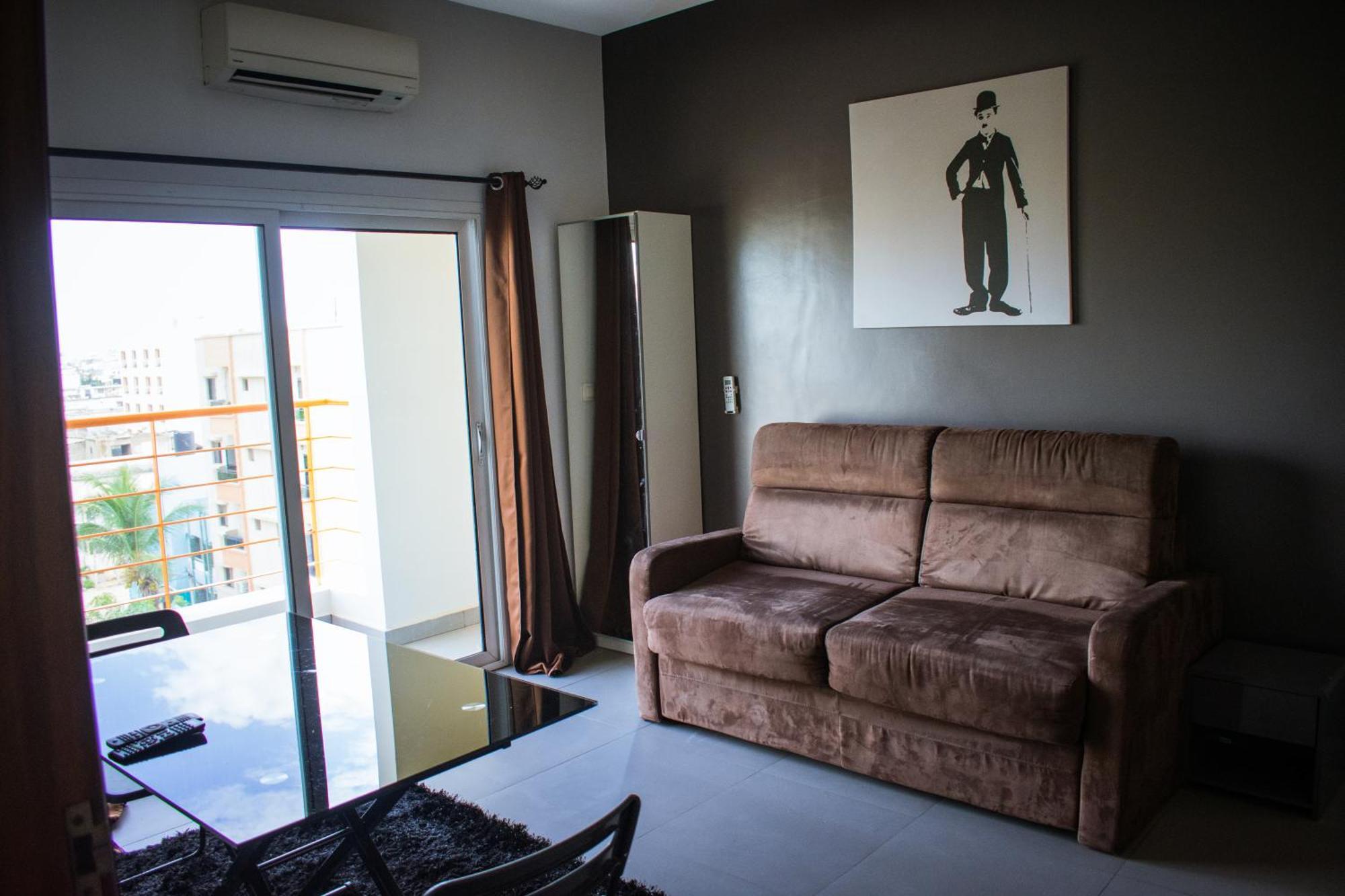 Le First Concept Apartment Dakar Ngoại thất bức ảnh